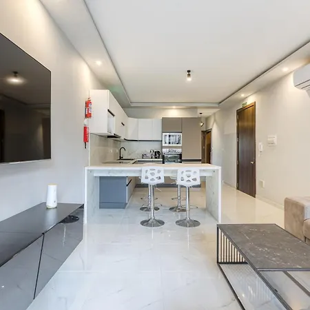 Modern With Private Balcony With Side Seaview By 360 Estates *