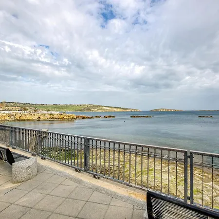 Modern With Private Balcony With Side Seaview By 360 Estates *
