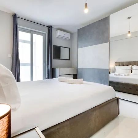 Lägenhet Modern With Private Balcony With Side Seaview By 360 Estates