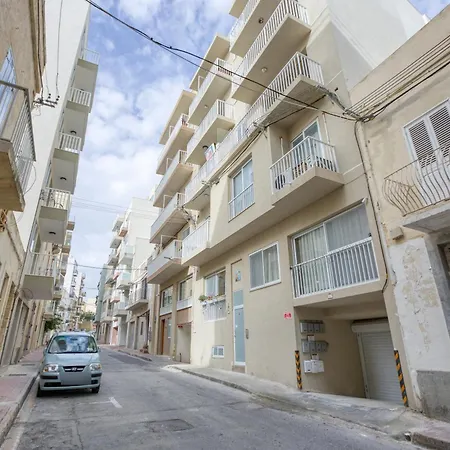 Modern With Private Balcony With Side Seaview By 360 Estates St. Paul's Bay