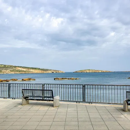 Modern With Private Balcony With Side Seaview By 360 Estates Lägenhet St. Paul's Bay