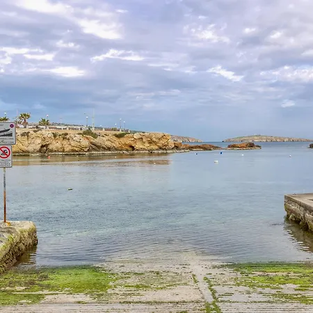 Modern With Private Balcony With Side Seaview By 360 Estates *