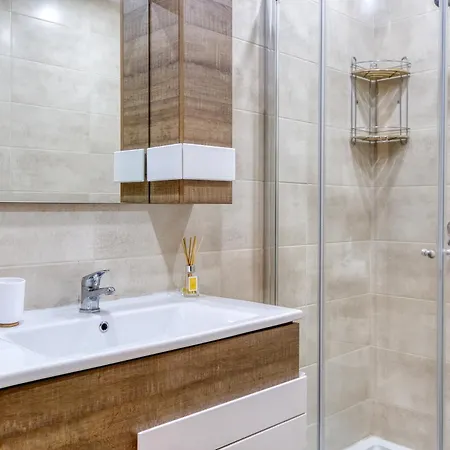 Modern With Private Balcony With Side Seaview By 360 Estates St. Paul's Bay
